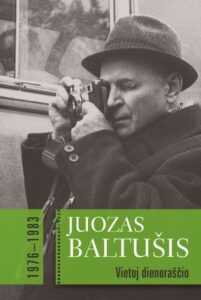 J. Baltušis fotografuoja