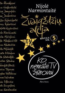 žvaigždės juodame fone