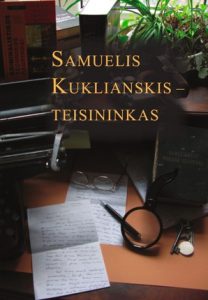 ant stalo palikti laiškai ir kiti teisininko daiktai