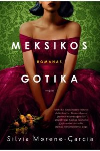 egzotinė moteris vakarine bordo suknele