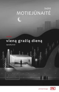 Žmogus naktį apšviestame pastate