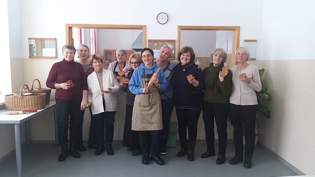 Suginčių TAU meduolių edukacijoje