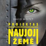 matosi mergaitės puse veido tamsoje