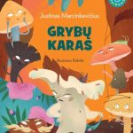 daug atgijusių grybų miške