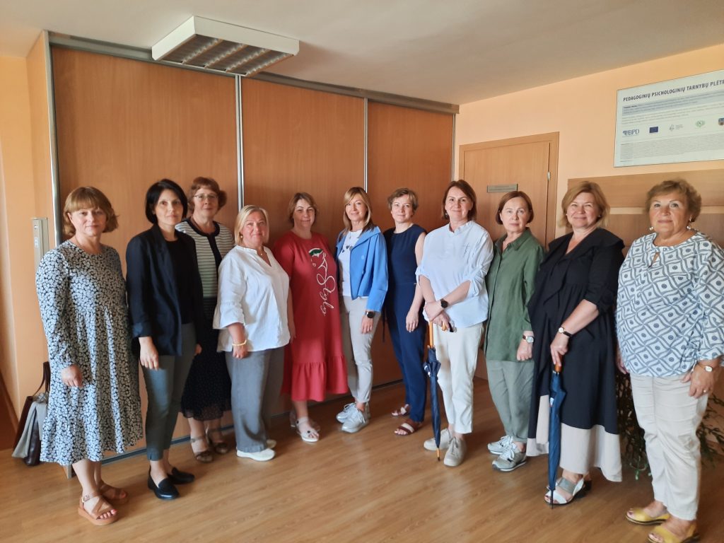 Molėtų ir Kupiškio rajonų švietimo pagalbos tarnybų specialistės