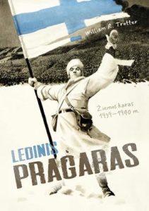 kareivis laiko iškeltą Suomijos vėliavą