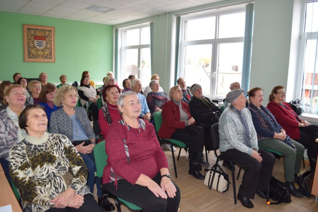 Muzikos terapijos užsiėmimo dalyviai