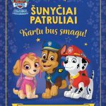 šuniukai su policininkų apranga