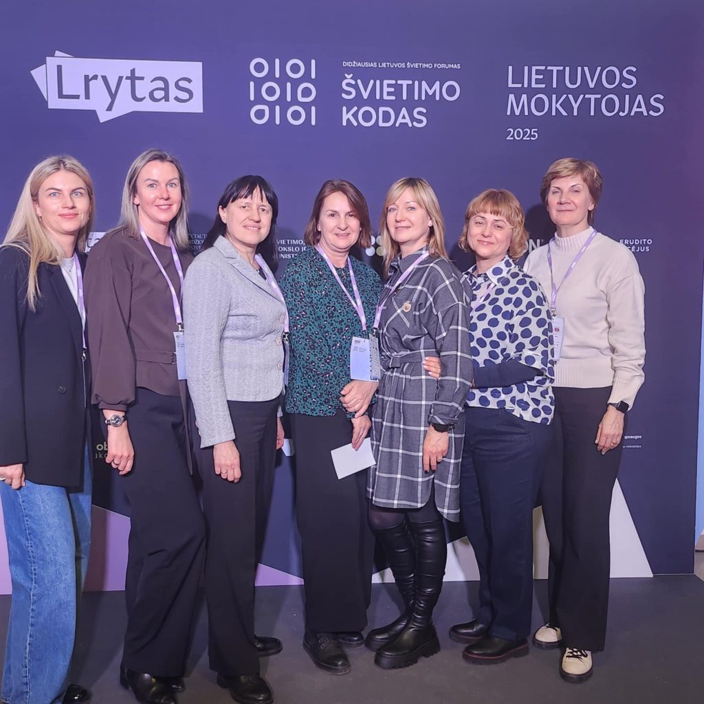 Švietimo forumo dalyvės